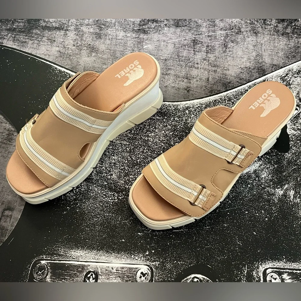 NEW Sorel Sandals